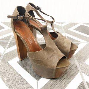Jessica Simpson Dany Heel Brown